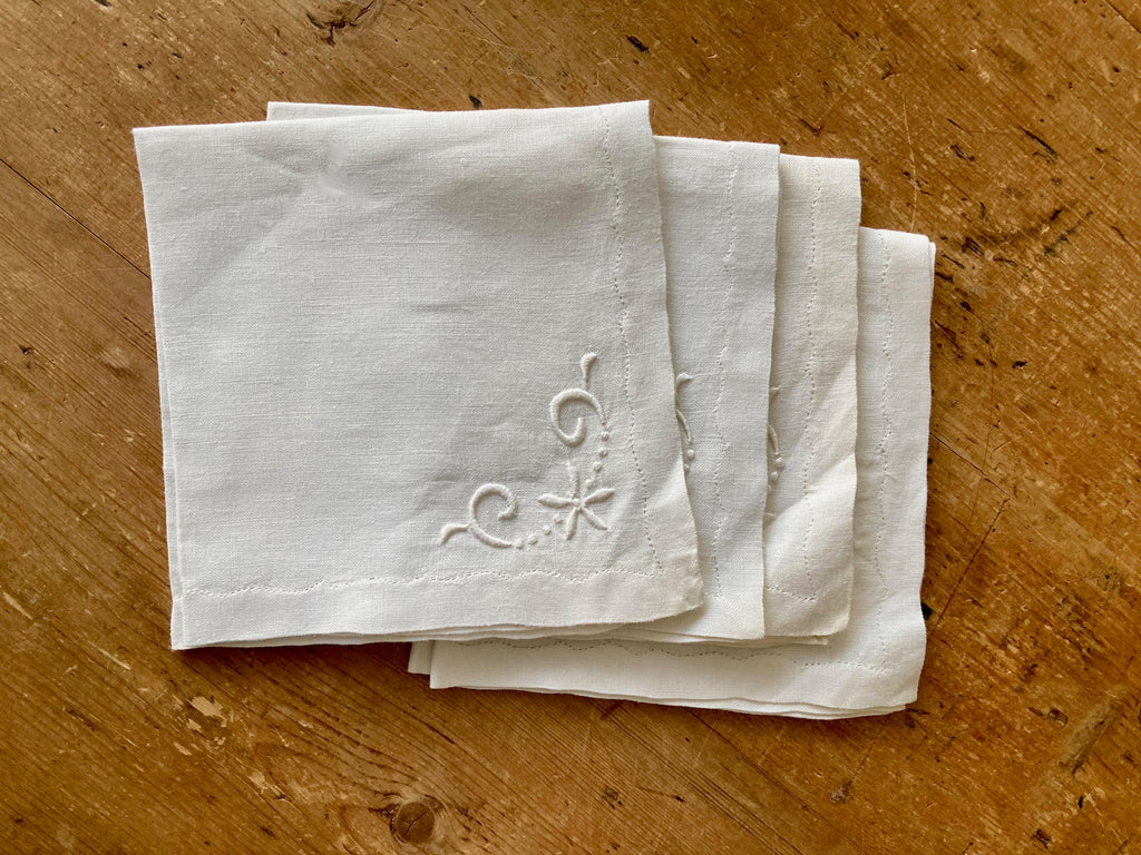 Linen Napkins Set of 4 Twin Tigers with Falling Blooms in 7 color